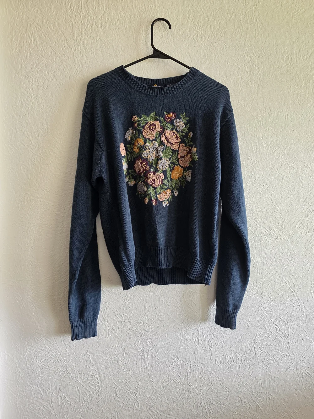 Vintage Lizsport Navy Floral Embroidered Crewneck Sweater